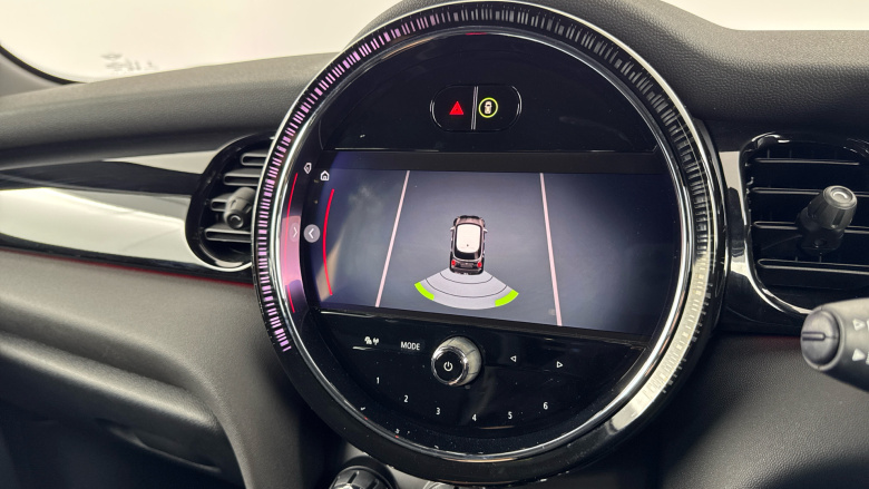 MINI Hatchback 1.5 Cooper Sport Premium 5dr Auto Petrol Hatchback